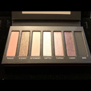 Yonique Eyeshadow Palette #3
